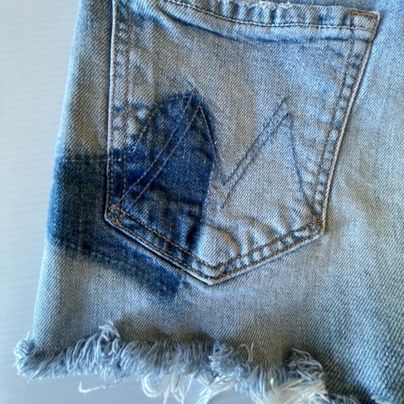 MOTHER The Tomcat Kick Fray Short in I Confess Color:I Confess Size 24 - Picture 4 of 10